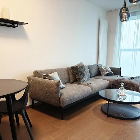 Skyluxe Loft Eurovea Tower Free Parking Братислава