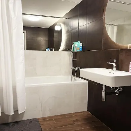 Skyluxe Loft Eurovea Tower Free Parking *