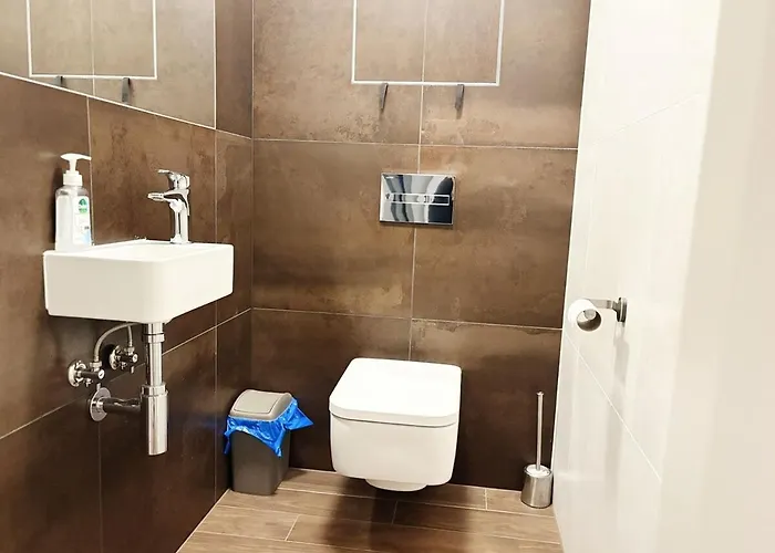 Skyluxe Loft Eurovea Tower Free Parking 아파트