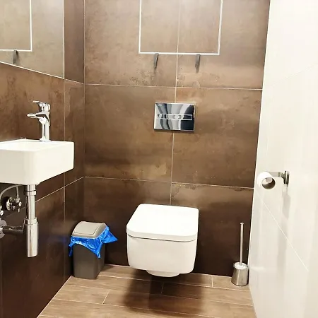 Skyluxe Loft Eurovea Tower Free Parking Apartament