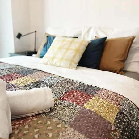 Skyluxe Loft Eurovea Tower Free Parking דירה ברטיסלאבה