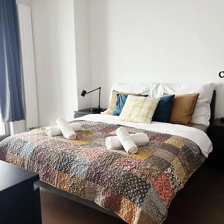 Skyluxe Loft Eurovea Tower Free Parking ברטיסלאבה